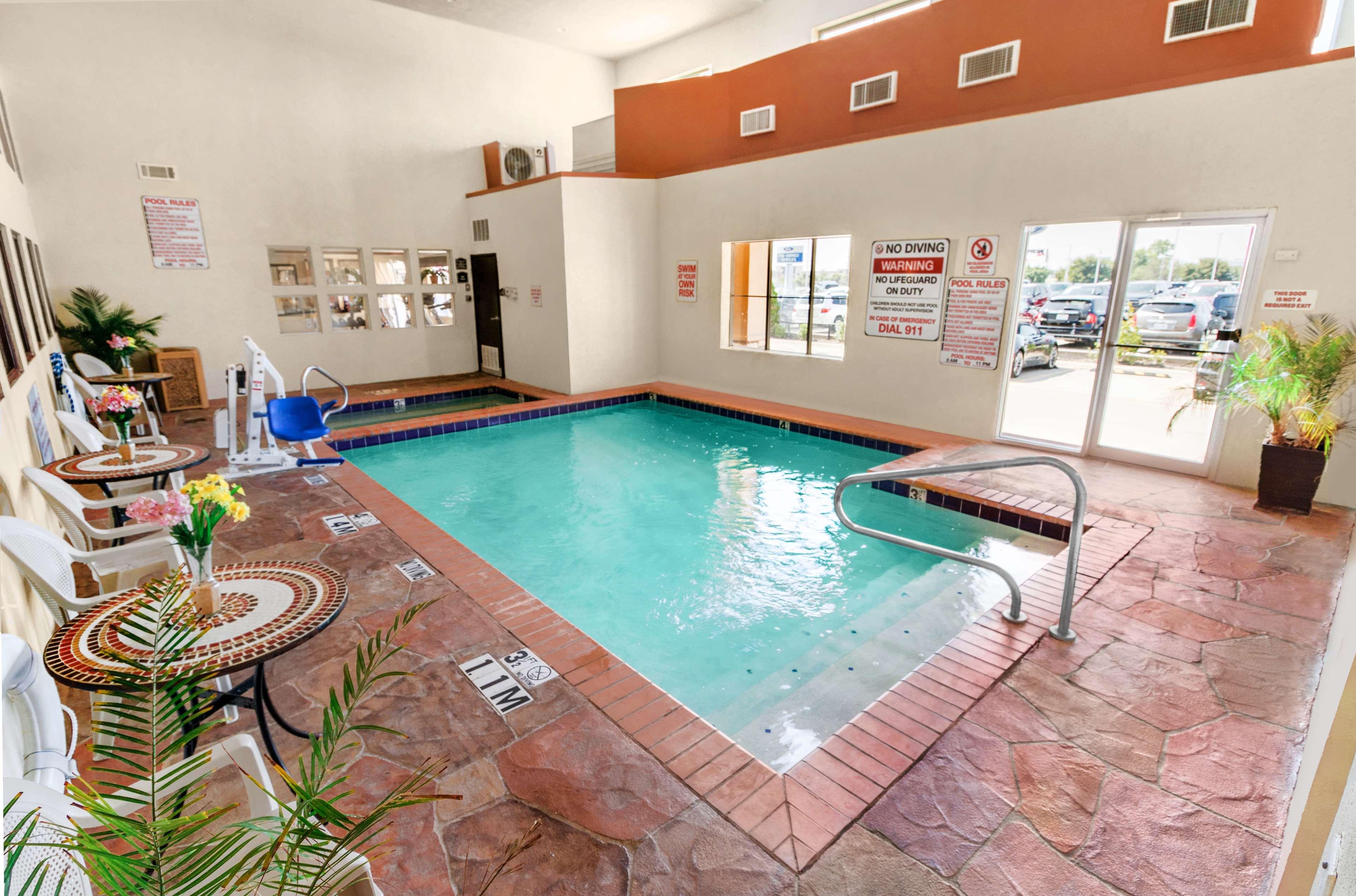 Best Western Plus Rockwall Inn & Suites Exterior foto